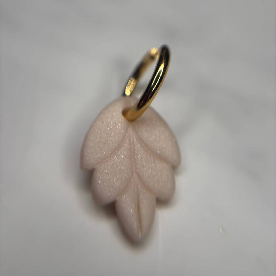 Soft Leaf Stud