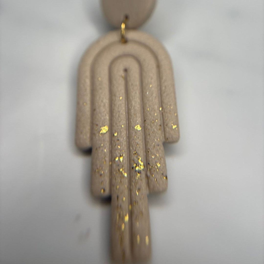 Sleek arch - Blossoms Beauty