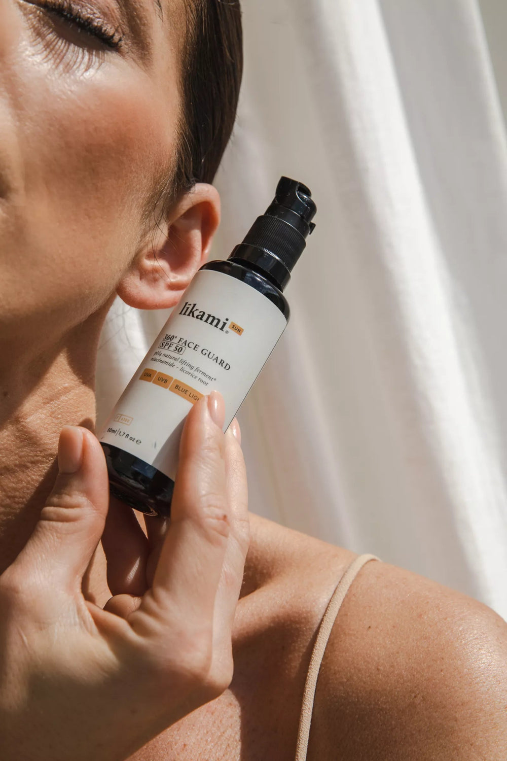 Líkami 360° Face Guard SPF50 - Blossoms Beauty