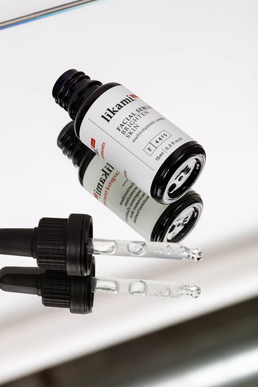 Líkami Facial Serum Brighten Skin – Verhelderend serum met multivitaminen | 15 ml - Blossoms Beauty