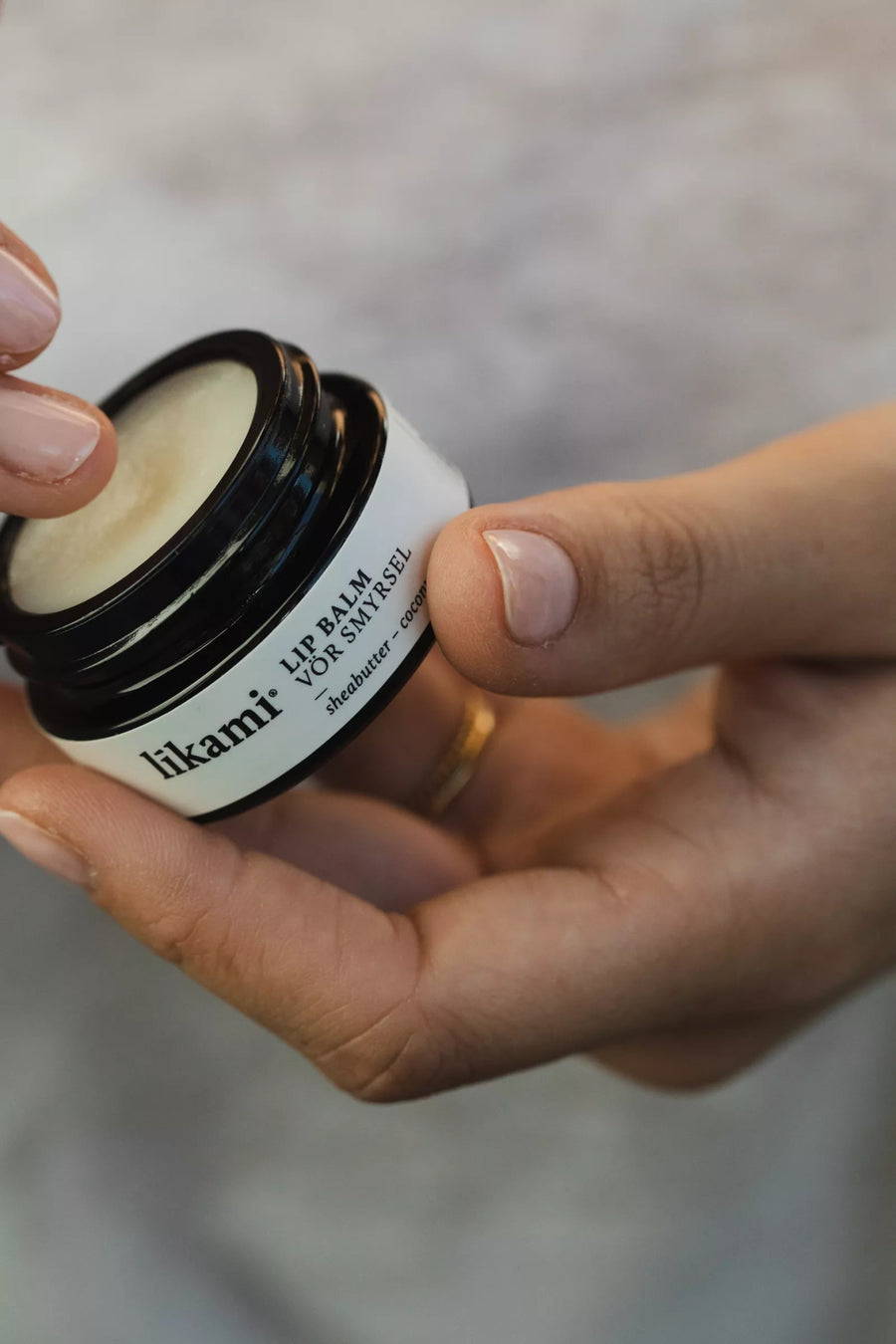 Líkami Lip Balm 15ml - Blossoms Beauty