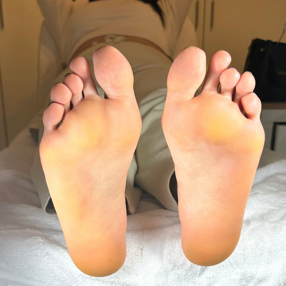 Soft pedicure - Blossoms Beauty